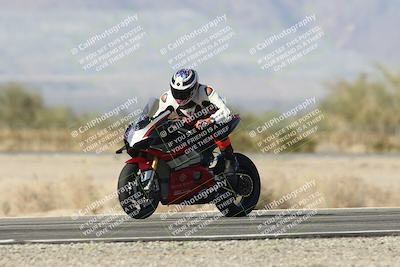 media/Dec-01-2025-Moto Forza (Mon) [[2daa91e15f]]/1-Advanced Group/Session 3 Turn 3 Exit Bump Pans/